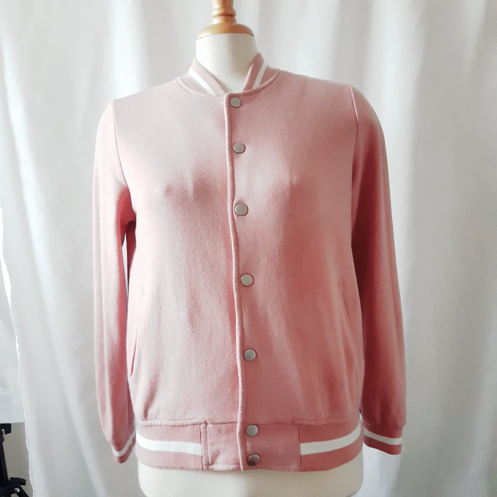 Pink Sweater - Picture 3 of 6